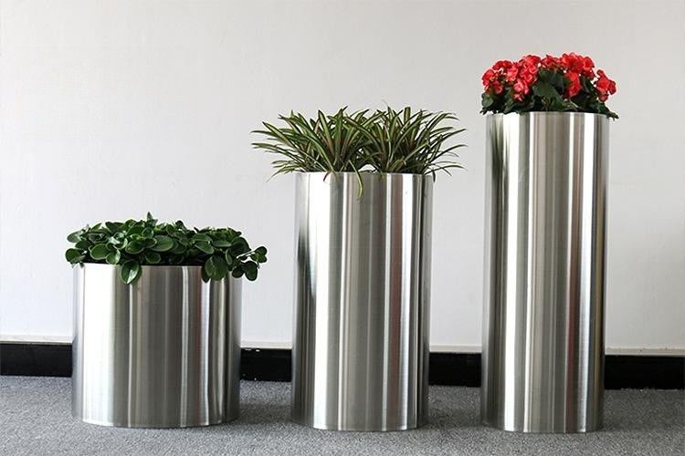 Indoor/Outdoor Gardening Custom Color Products
